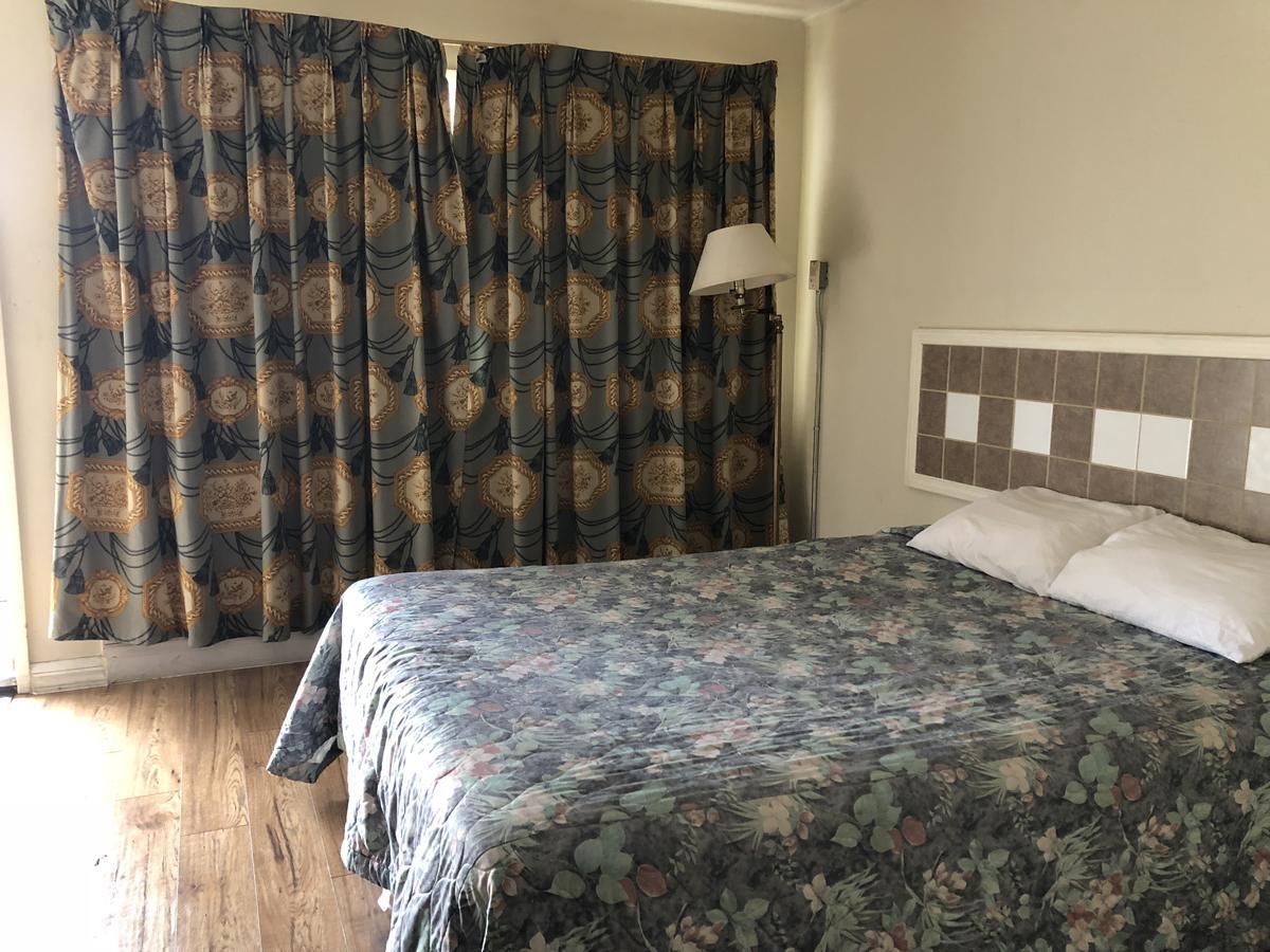 Grand Motel Brantford Exteriér fotografie